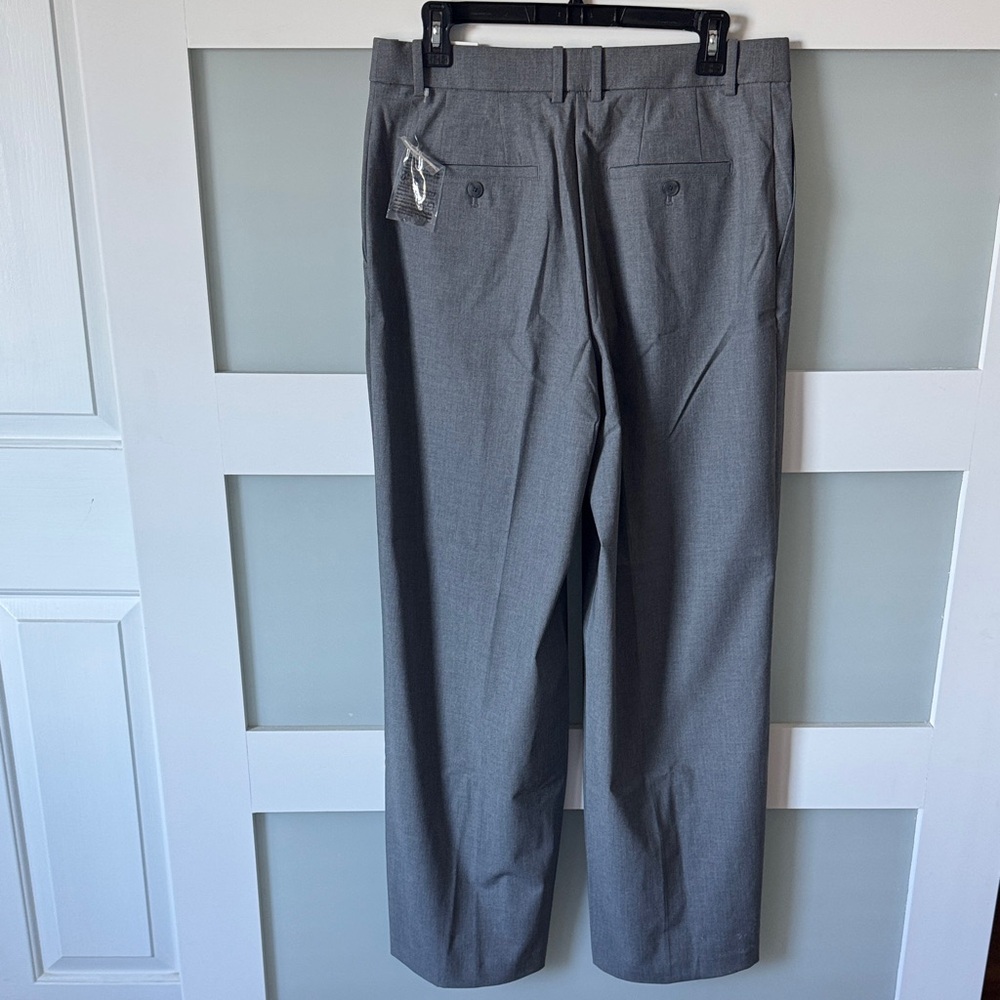 Uniqlo Gray Wide Leg Dress Pants - Picture 2 of 4